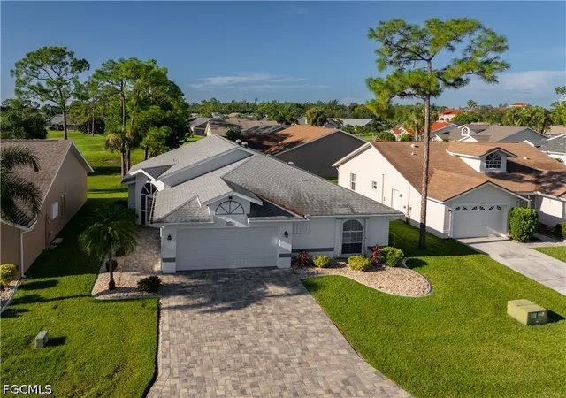 Photo 4 of Sale Pending at 3610 Schefflera Dr, North Fort Myers, FL 33917 | MLS# 2026038805 | Listing updated on 2026-09-16