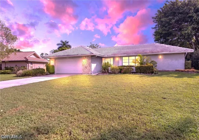 Photo 18 of Single family home for sale at 379 Torrey Pines Point, Naples, FL 34113 | MLS# 226032550 | Listing updated on 2026-10-01