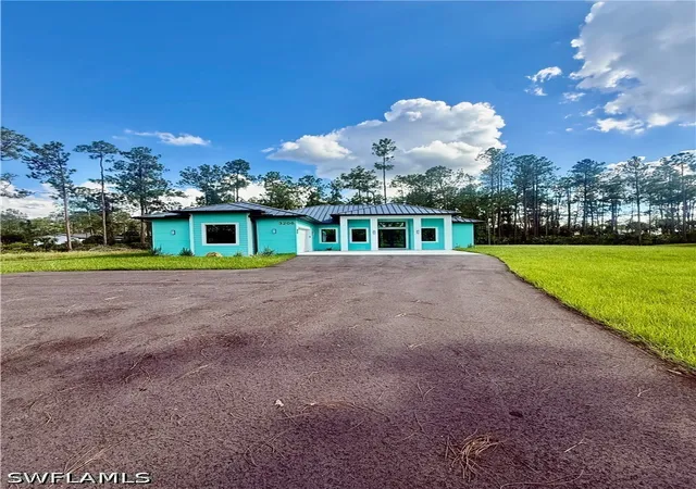 Photo 2 of Single family home for sale at 3206 10th Avenue Ne, Naples, FL 34120 | MLS# 226032506 | Listing updated on 2026-09-15