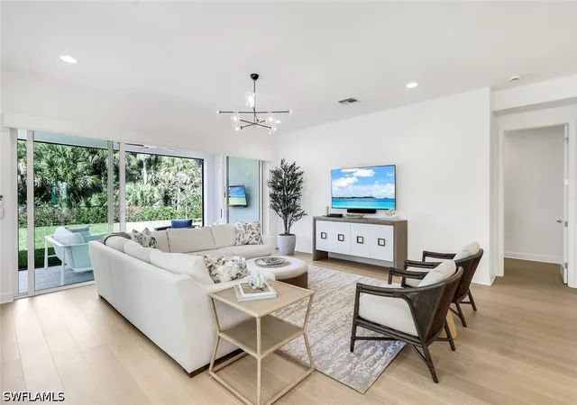 Photo 4 of Single family home for sale at 12255 Bonnet Dr, Naples, FL 34120 | MLS# 226033046 | Listing updated on 2026-09-15
