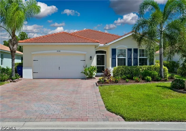 Photo 2 of Single family home for sale at 15136 Yellow Wood Dr, Alva, FL 33920 | MLS# 2026038848 | Listing updated on 2026-10-04