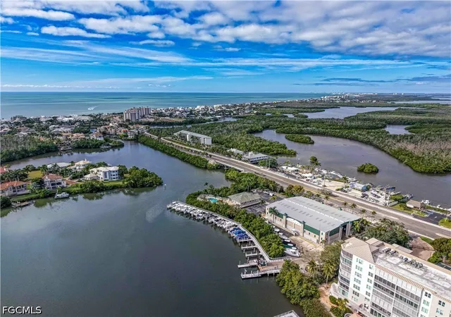 Photo 4 of House for sale at 5025 Bonita Beach Rd, Bonita Springs, FL 34134 | MLS# 2026038866 | Listing updated on 2026-09-15