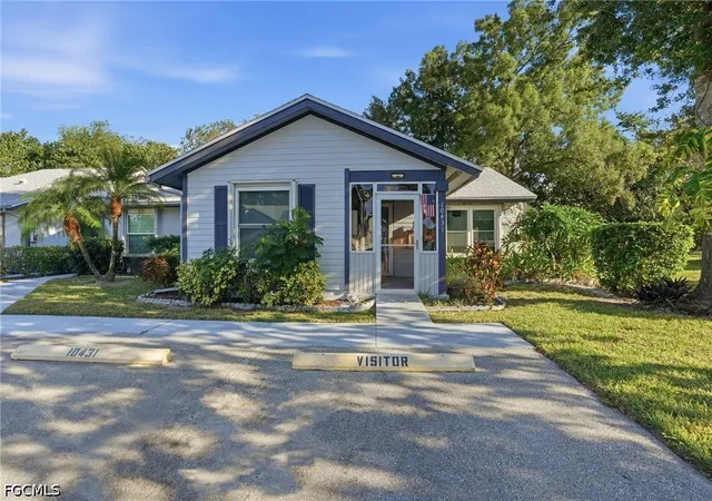 Photo 2 of Townhouse for sale at 10431 New Bedford Ct, Lehigh Acres, FL 33936 | MLS# 2026038884 | Listing updated on 2026-10-05