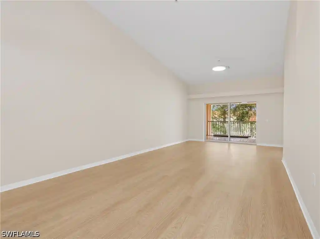 Listing Photo 2 - Condo for sale in 26740 Rosewood Pointe Ln located at 26740 Rosewood Pointe Ln, Bonita Springs, FL 34135 - Unit #205