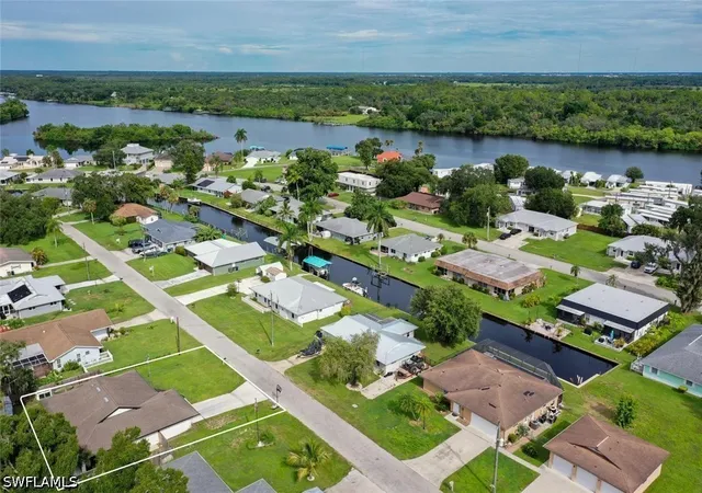 Photo 2 of Single family home for sale at 14949 Randolph Dr, Fort Myers, FL 33905 | MLS# 226033193 | Listing updated on 2026-09-20