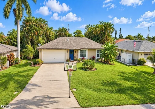 Photo 1 of Single family home for sale at 1705 Se 21st Terrace, Cape Coral, FL 33990 | MLS# 2026038912 | Listing updated on 2026-10-12