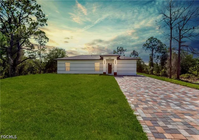 Photo 1 of Single family home for sale at 1019 Columbus Blvd S, Lehigh Acres, FL 33974 | MLS# 2026038930 | Listing updated on 2026-09-15