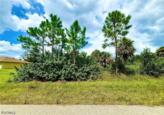 Photo 1 of Land for sale at 3310 39th Street W, Lehigh Acres, FL 33971 | MLS# 2026038933 | Listing updated on 2026-09-15
