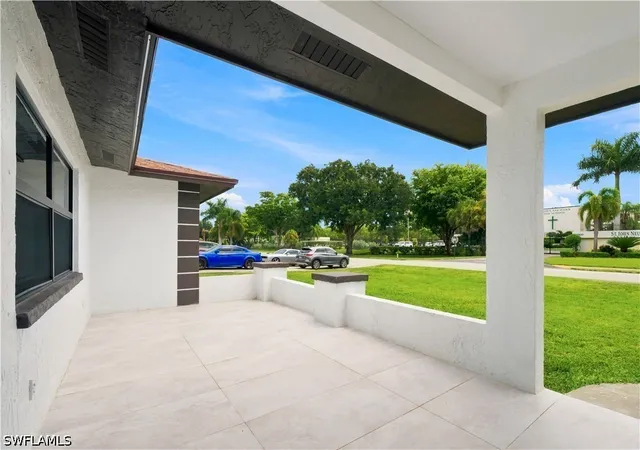 Photo 2 of Single family home for sale at 3055 53rd Street Sw, Naples, FL 34116 | MLS# 226033167 | Listing updated on 2026-10-01