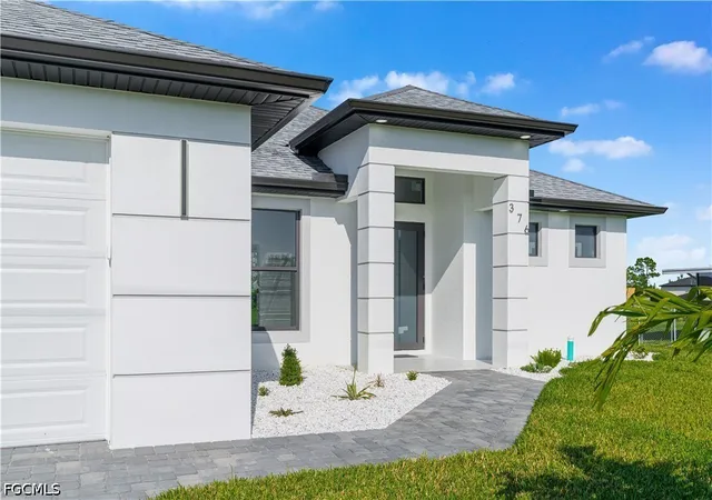 Photo 2 of Single family home for sale at 376 Cratsley Ave S, Lehigh Acres, FL 33974 | MLS# 2026038963 | Listing updated on 2026-10-31
