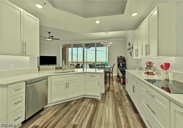 Photo 3 of Sale Pending at 2104 W 1st Street #2702, Fort Myers, FL 33901 | MLS# 2026038997 | Listing updated on 2026-10-01
