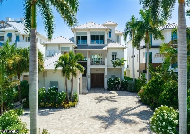Photo 1 of Single family home for sale at 6120 Court St, Fort Myers Beach, FL 33931 | MLS# 226031143 | Listing updated on 2026-09-16