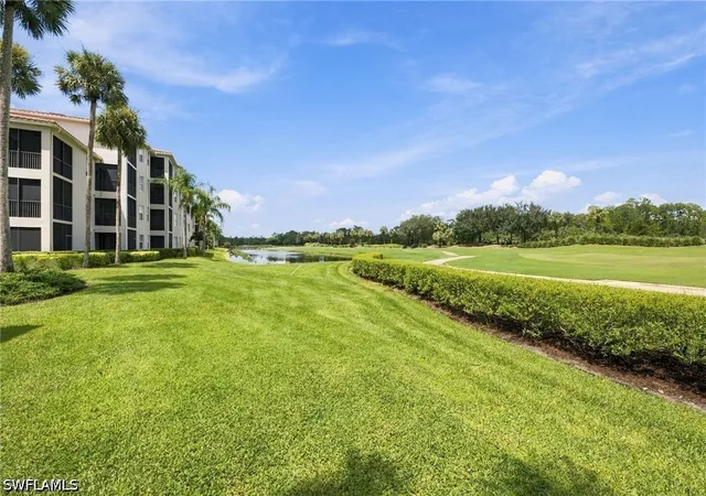 Listing Photo 5 - Condo for sale in building located at 10349 Heritage Bay Blvd, Naples, FL 34120 - Unit #2132