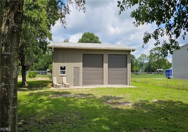Photo 3 of Single family home for sale at 20101 Huffmaster Rd, North Fort Myers, FL 33917 | MLS# 2026039012 | Listing updated on 2026-10-05