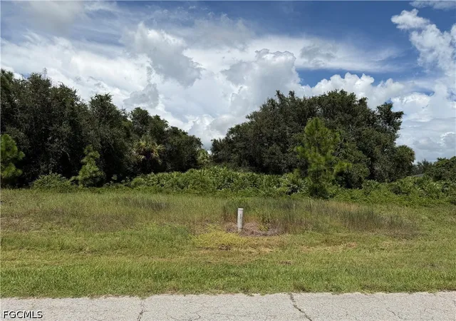 Photo 3 of Land for sale at 6060 Pecan Cir, Labelle, FL 33935 | MLS# 2026039014 | Listing updated on 2026-09-16