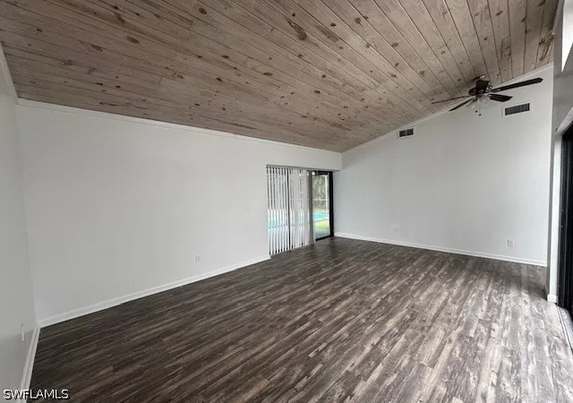 Photo 4 of Single family home for sale at 1540 Whiskey Crk Dr, Fort Myers, FL 33919 | MLS# 226033390 | Listing updated on 2026-09-16