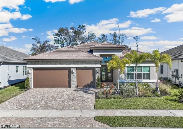 Photo 1 of Single family home for sale at 12047 Oleander Ave, Naples, FL 34120 | MLS# 226033313 | Listing updated on 2026-09-16