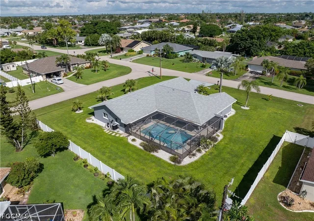 Photo 3 of Single family home for sale at 514 Se 34th Terrace, Cape Coral, FL 33904 | MLS# 2026039034 | Listing updated on 2026-10-20