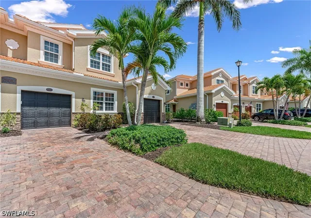 Listing Photo 4 - Condo for sale in building located at 28082 Sosta Ln, Bonita Springs, FL 34135 - Unit #2