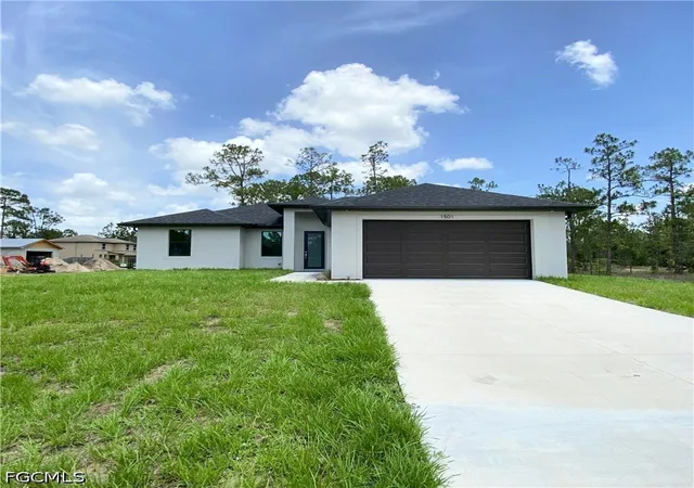 Photo 1 of Single family home for sale at 3121 32nd Street Sw, Lehigh Acres, FL 33976 | MLS# 2026039050 | Listing updated on 2026-09-16
