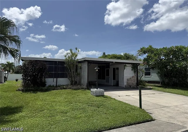 Photo 3 of Manufactured home for sale at 49 Oceans Blvd, Naples, FL 34104 | MLS# 226033401 | Listing updated on 2026-10-07
