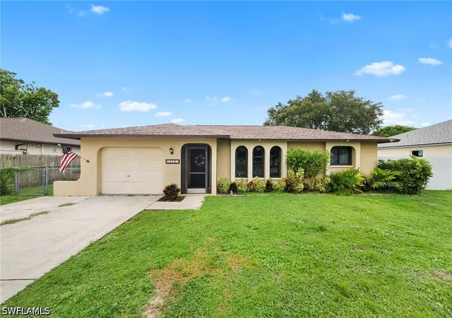 Photo 1 of Single family home for sale at 1216 Se 21st Place, Cape Coral, FL 33990 | MLS# 226033044 | Listing updated on 2026-09-20