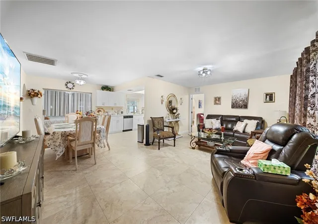 Photo 3 of Single family home for sale at 1216 Se 21st Place, Cape Coral, FL 33990 | MLS# 226033044 | Listing updated on 2026-09-20