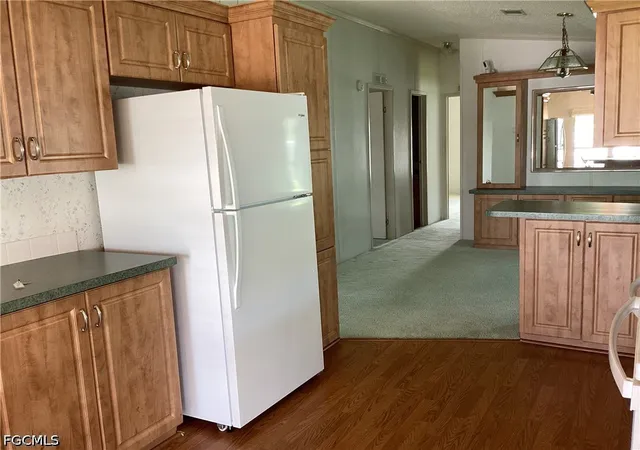Photo 4 of Manufactured home for sale at 9742 Sugarberry Way, Fort Myers, FL 33905 | MLS# 2026039119 | Listing updated on 2026-09-25