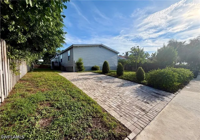 Single family home for sale at 755 Ridgewood Dr, West Palm Beach, FL 33405 | MLS# 226033487