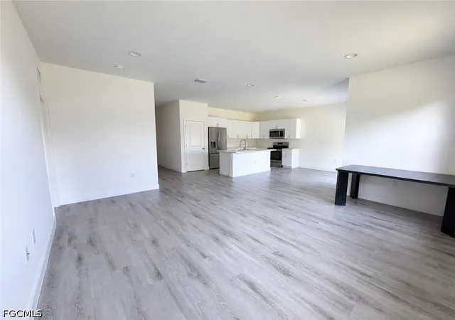 Photo 2 of Single family home for sale at 8014 Spice Ct, Labelle, FL 33935 | MLS# 2026039140 | Listing updated on 2026-09-23