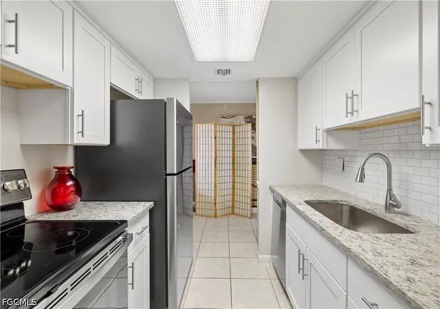Photo 3 of Condo for sale at 2366 E Mall Dr #213, Fort Myers, FL 33901 | MLS# 2026039143 | Listing updated on 2026-10-05