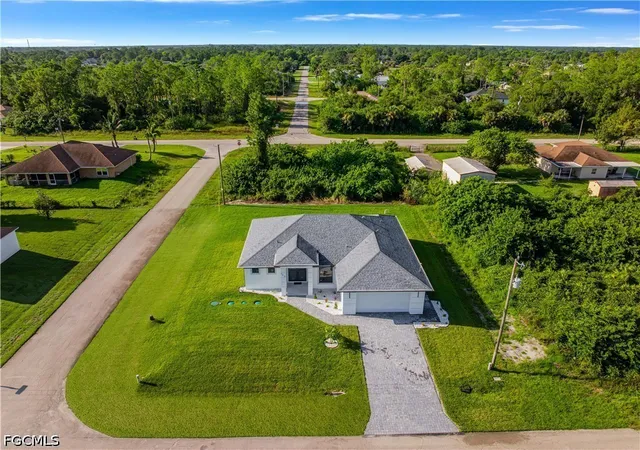 Photo 2 of Single family home for sale at 736 Chambers St E, Lehigh Acres, FL 33974 | MLS# 2026039160 | Listing updated on 2026-10-31