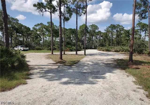 Photo 3 of Land for sale at 10 Henry Dr, Venus, FL 33960 | MLS# 2026039173 | Listing updated on 2026-10-06
