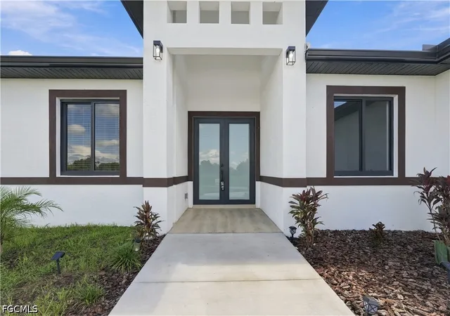 Photo 3 of Single family home for sale at 9054 Lamkin Cir, Labelle, FL 33935 | MLS# 2026039180 | Listing updated on 2026-10-03