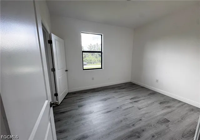 Photo 2 of Single family home for sale at 5004 Moon Ln, Labelle, FL 33935 | MLS# 2026039182 | Listing updated on 2026-09-23