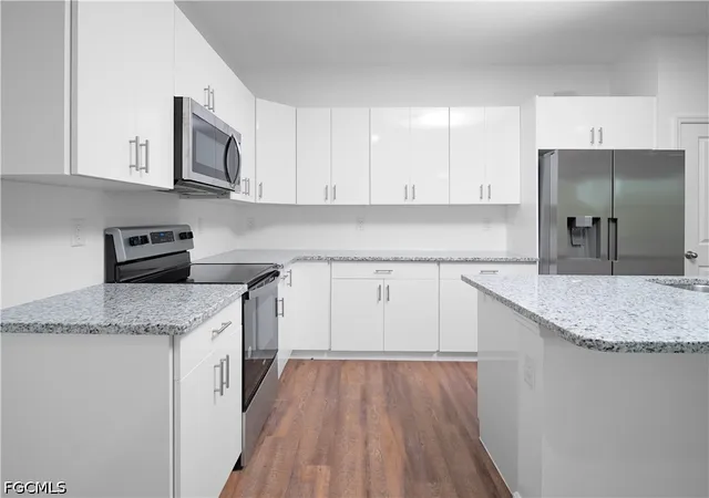 Photo 3 of Single family home for sale at 3010 Harvard Cir Ne, Labelle, FL 33935 | MLS# 2026039183 | Listing updated on 2026-09-23