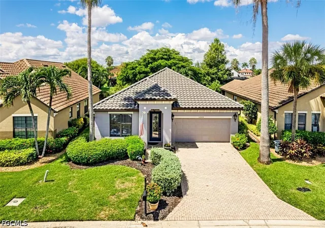Photo 2 of Sale Pending at 12065 Country Day Cir, Fort Myers, FL 33913 | MLS# 2026039186 | Listing updated on 2026-10-01