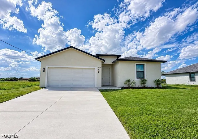 Photo 1 of Single family home for sale at 9015 Largo Cir, Labelle, FL 33935 | MLS# 2026039221 | Listing updated on 2026-09-23