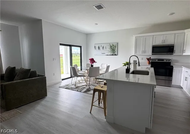 Photo 3 of Single family home for sale at 9015 Largo Cir, Labelle, FL 33935 | MLS# 2026039221 | Listing updated on 2026-09-23