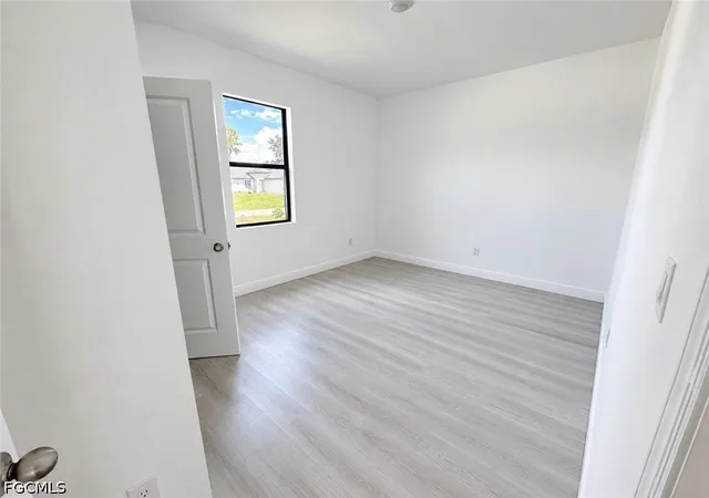 Photo 3 of Single family home for sale at 6045 Keystone Cir, Labelle, FL 33935 | MLS# 2026039233 | Listing updated on 2026-09-23