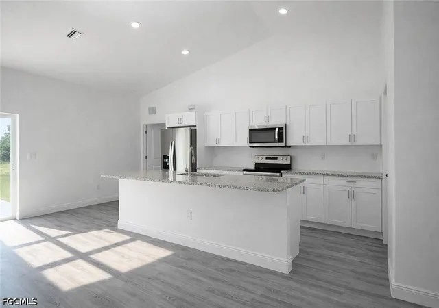 Photo 3 of Single family home for sale at 1293 Mission Ln, Labelle, FL 33935 | MLS# 2026039238 | Listing updated on 2026-09-23
