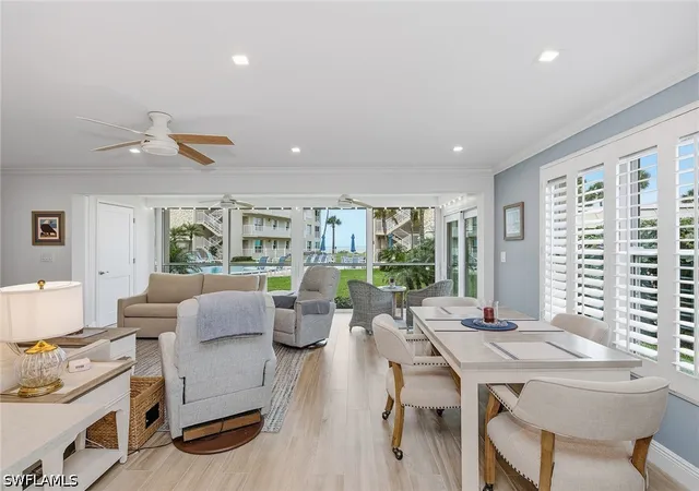 Listing Photo 5 - Condo for sale in building located at 2875 Gulf Shore Blvd N, Naples, FL 34103 - Unit #106