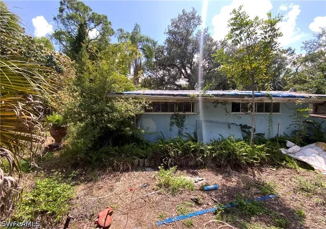 Photo 1 of Sale Pending at 545 Evergreen Rd, North Fort Myers, FL 33903 | MLS# 226033592 | Listing updated on 2026-10-05