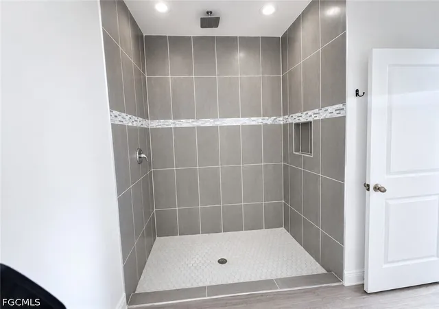 Photo 3 of Single family home for sale at 6009 Keystone Cir, Labelle, FL 33935 | MLS# 2026039274 | Listing updated on 2026-09-23