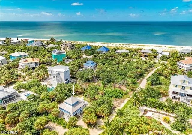Photo 3 of Single family home for sale at 4561 Smugglers Dr, Captiva, FL 33924 | MLS# 2026039278 | Listing updated on 2026-09-17
