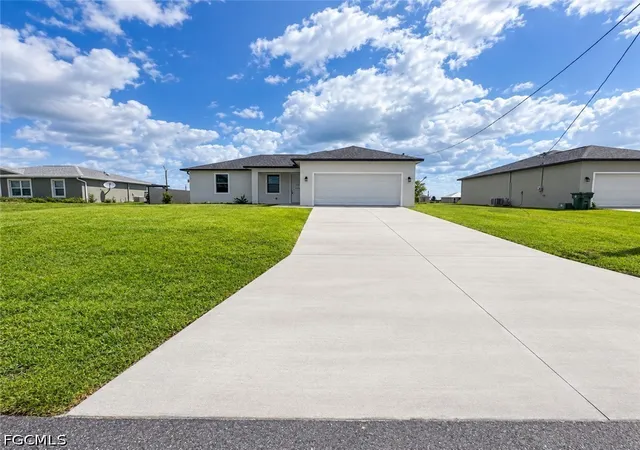 Photo 1 of Single family home for sale at 7006 Waldo Cir, Labelle, FL 33935 | MLS# 2026039309 | Listing updated on 2026-09-23