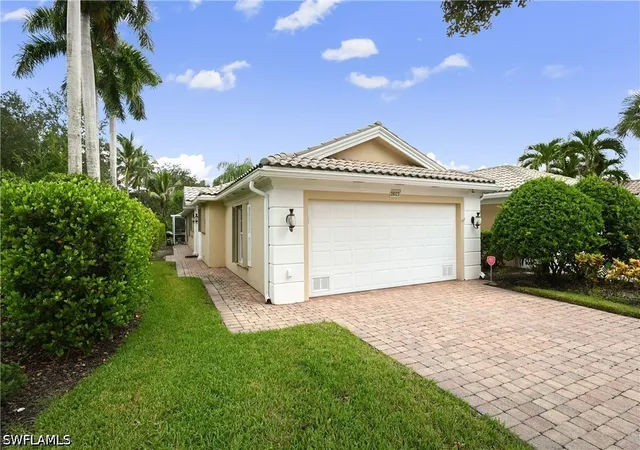 Photo 2 of Townhouse for sale at 28023 Dorado Dr, Bonita Springs, FL 34135 | MLS# 226032287 | Listing updated on 2026-09-27
