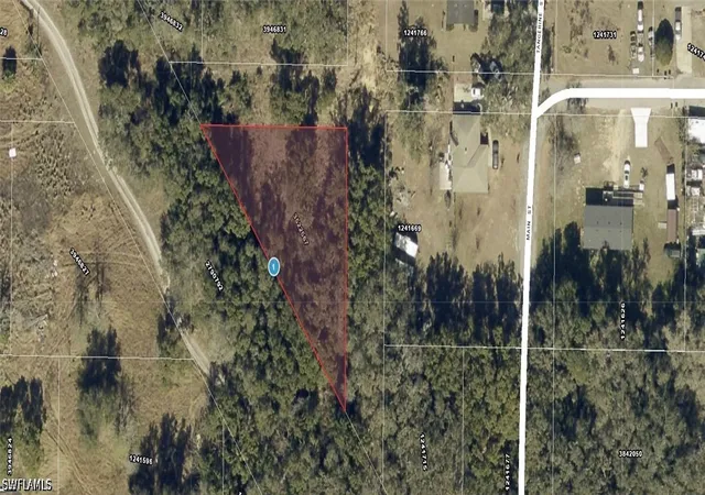 Land for sale at Xxx Tangerine St, Yalaha, FL 34797 | MLS# 226033660