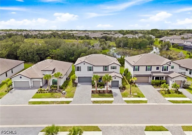 Photo 2 of Single family home for sale at 10840 Timber Crk Dr, Fort Myers, FL 33913 | MLS# 2026039416 | Listing updated on 2026-09-23