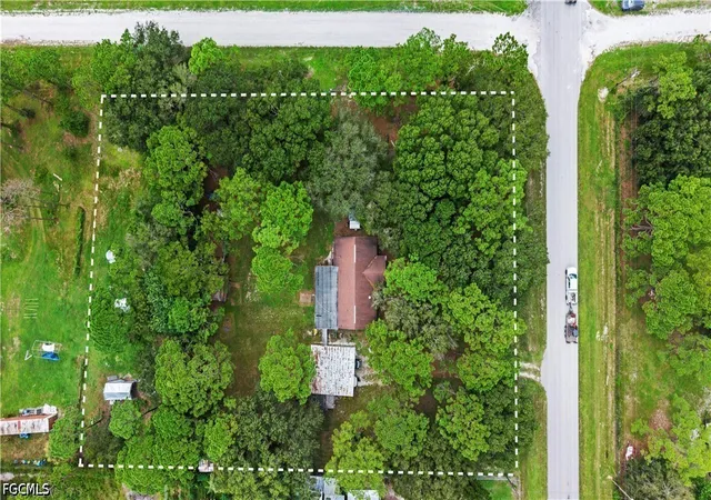Photo 2 of Single family home for sale at 800 Woodland Blvd, Clewiston, FL 33440 | MLS# 2026039449 | Listing updated on 2026-09-19